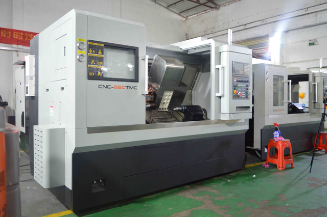 CNC লেদ মেশিন CNC-680TMC
